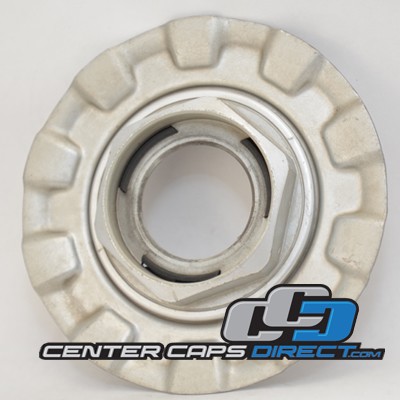 2 piece cap outside part#: 09 24 187/23 422 and inside part#: 09.23.131 BBS Display Model Center cap